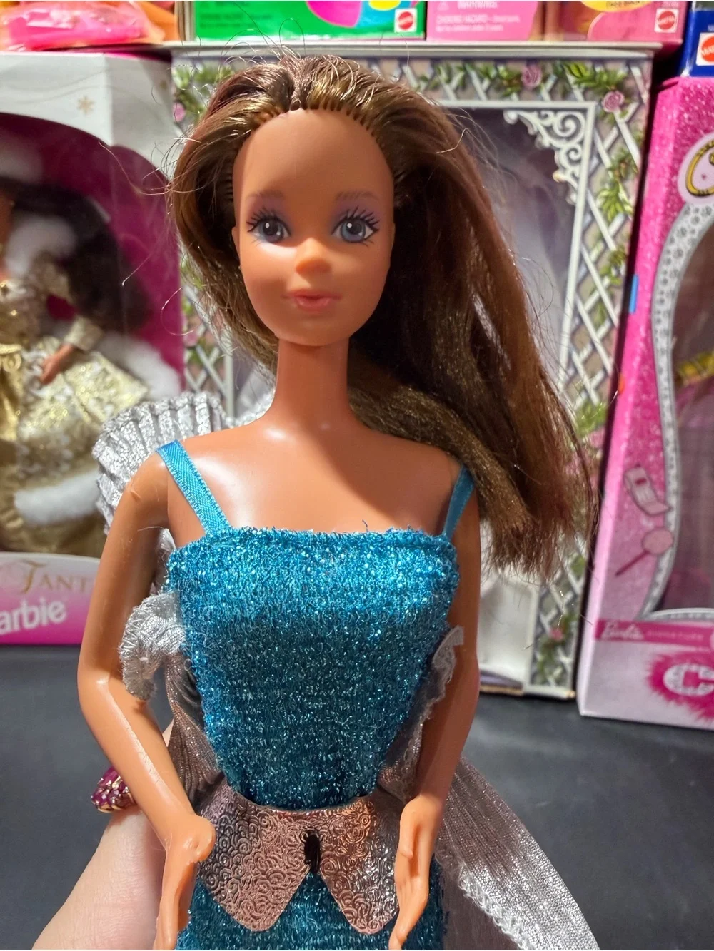 Barbie whitney jewel